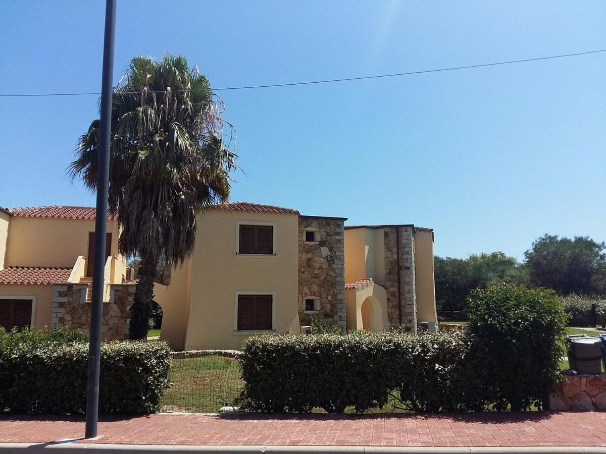 Le Residenze Sul Mare B6 Apartment Порто Отиолу Екстериор снимка